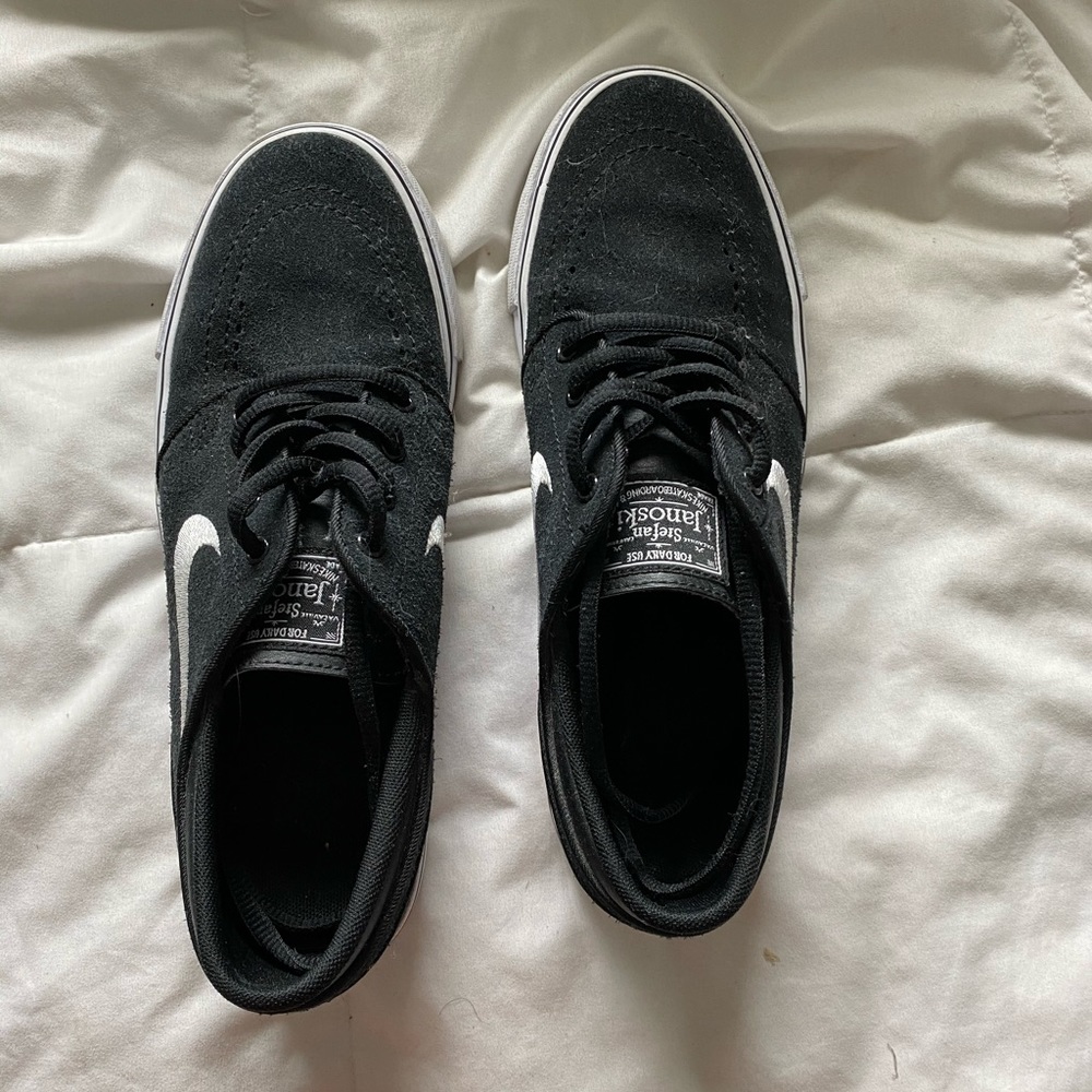 size 5.5 womens Janoski's